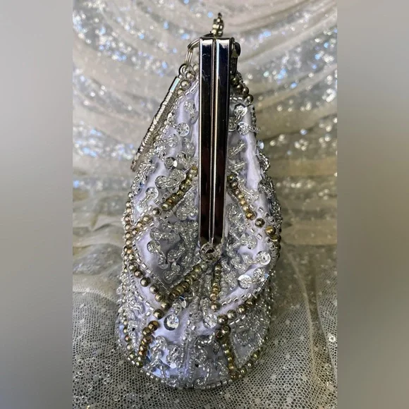 Elegant Silver Beaded Clutch with Crossbody Strap - Picture 6 of 14